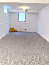 8215 Oakland Ave S in Bloomington, MN - Building Photo - Building Photo