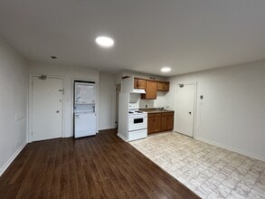 7 Bennett Ave in St John's, NL - Building Photo - Building Photo