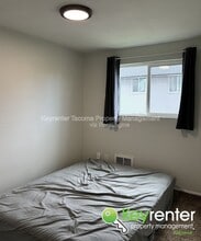 1302 E 40th St in Tacoma, WA - Building Photo - Building Photo