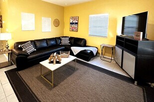 408 NW 5th Ave in Gainesville, FL - Building Photo