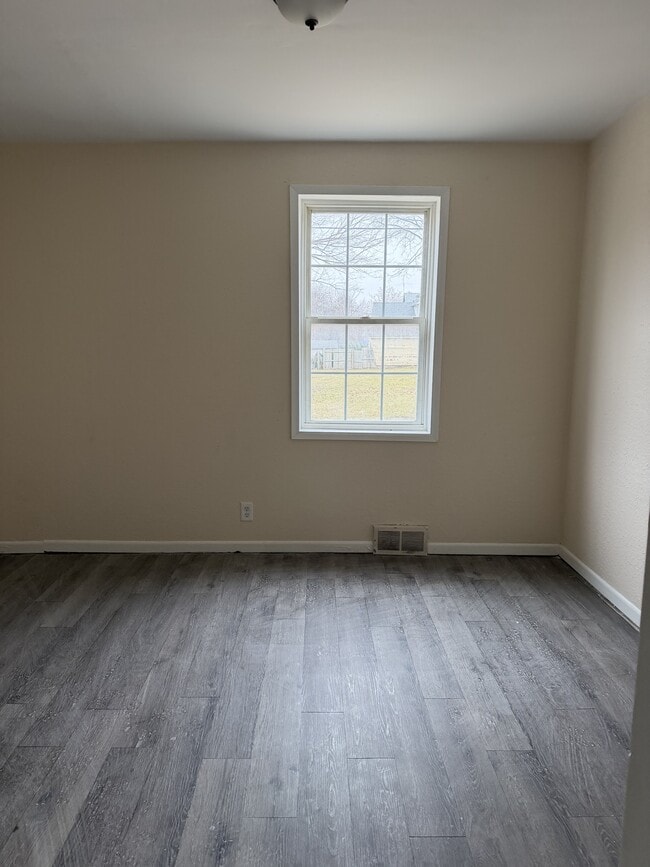 458 S Float Ave in Freeport, IL - Building Photo - Building Photo