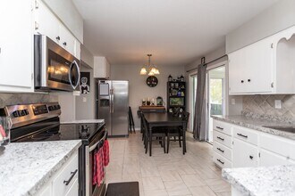 261 Harvard St in Colorado Springs, CO - Building Photo - Building Photo
