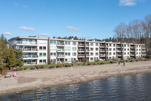 Juanita Shores Apartments