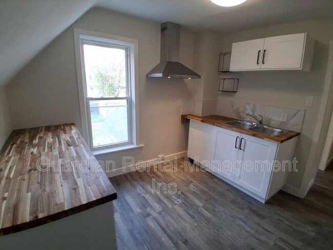 623 Vickers St N in Thunder Bay, ON - Building Photo - Building Photo