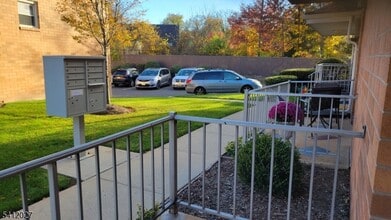 15 Cottage St in Midland Park, NJ - Building Photo - Building Photo