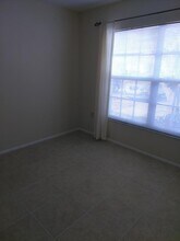 2932 Bradley Ct in New Port Richey, FL - Building Photo - Building Photo