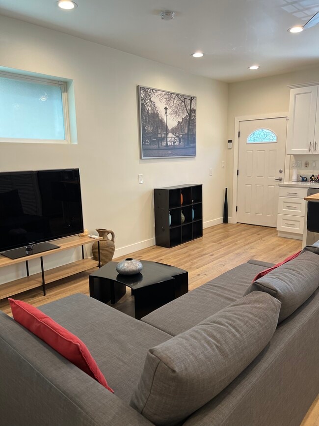 9107 David Ave, Unit 9107 David Ave
