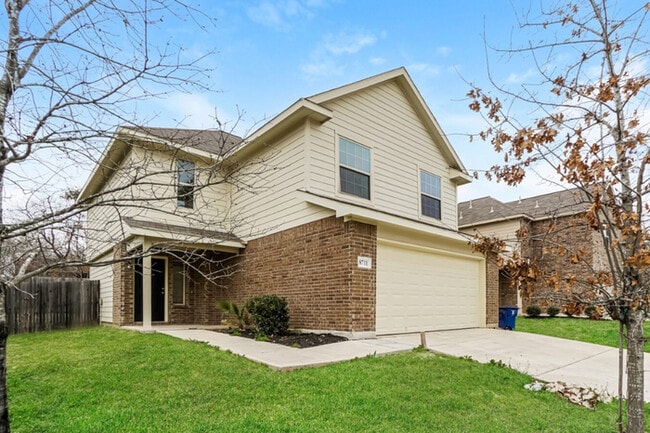 8711 Tesoro Hills in San Antonio, TX - Building Photo - Building Photo