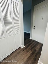 153 Thierman Ln, Unit 101 in St Matthews, KY - Building Photo - Building Photo