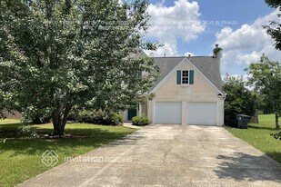 129 Meadowview Ln in Powder Springs, GA - Building Photo