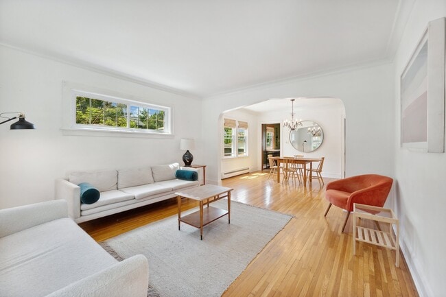 property at 1914 Cleveland St NE