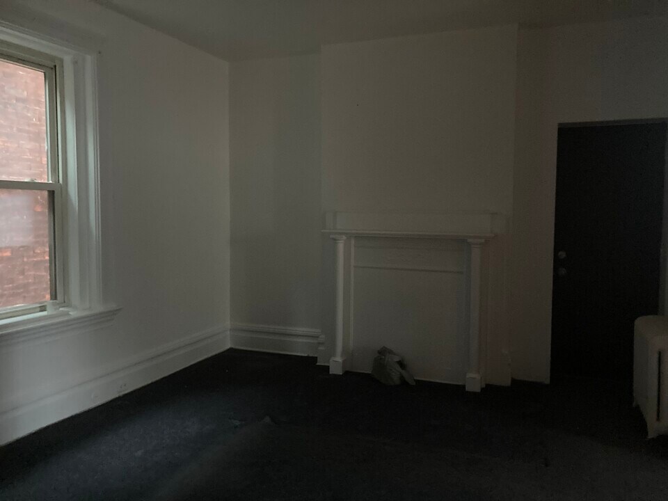 5120 Friendship Ave, Unit 2 in Pittsburgh, PA - Foto de edificio