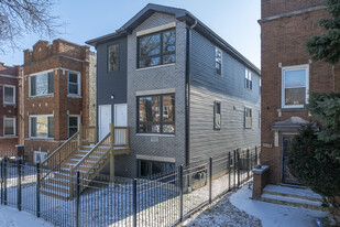 5325 W Crystal St in Chicago, IL - Building Photo