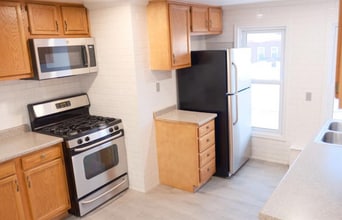 508 Albany St in Utica, NY - Foto de edificio - Building Photo