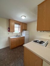 726 W College Ave in State College, PA - Foto de edificio - Building Photo