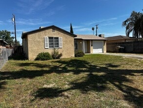 1000 Meredith Dr in Bakersfield, CA - Building Photo - Building Photo