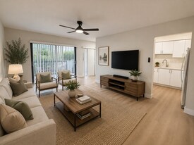 5900 SW 127th Ave, Unit 3308 in Miami, FL - Building Photo