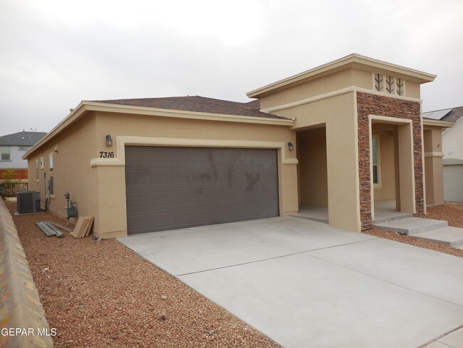 7316 Glacier Dr in El Paso, TX - Building Photo - Building Photo
