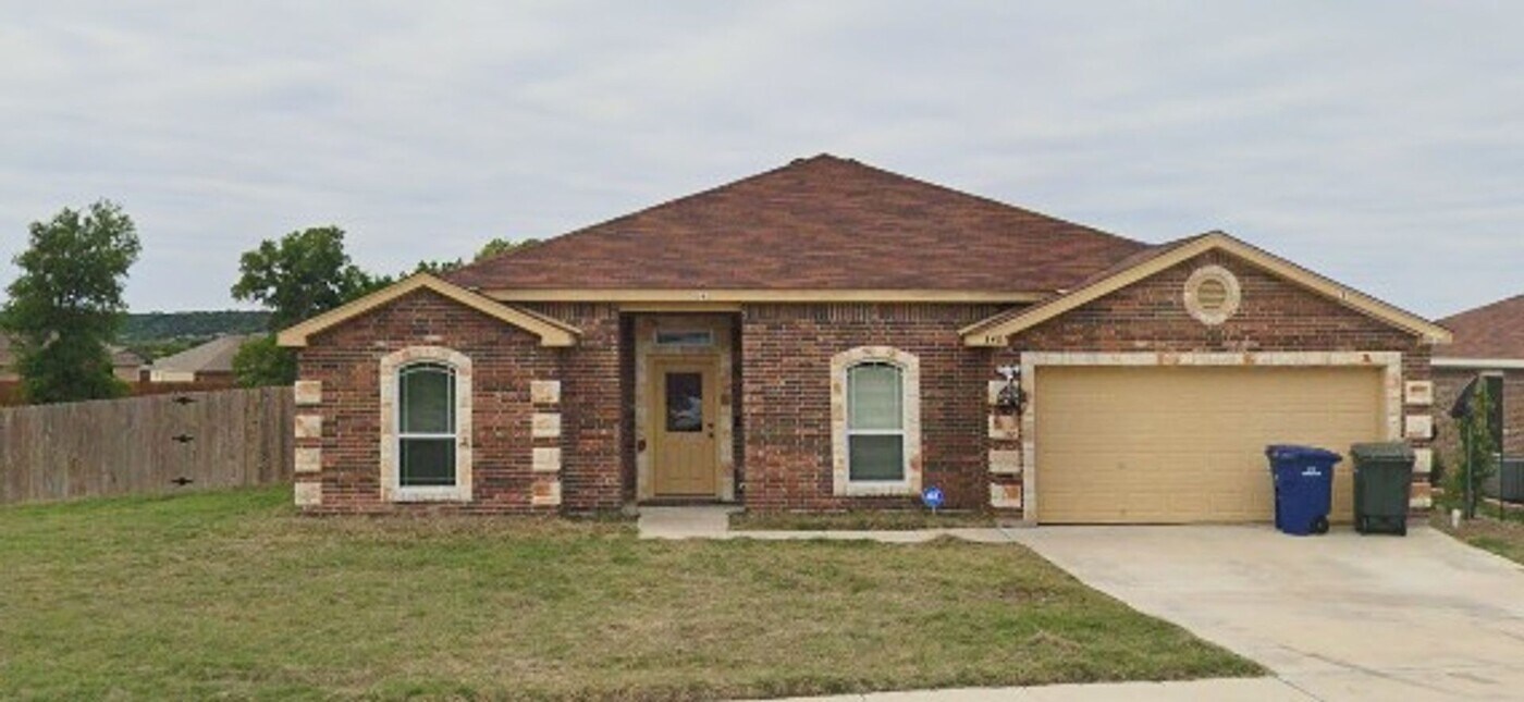 3401 Plateau St in Copperas Cove, TX - Foto de edificio