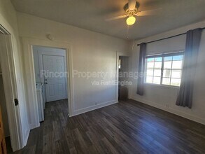 127 S B St in Oxnard, CA - Building Photo - Building Photo