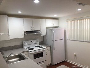 10815 SW 112th Ave-Unit -311 in Miami, FL - Building Photo - Building Photo
