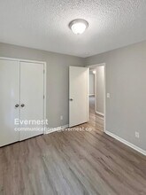 3512 Bridge Manor Dr in Kansas City, MO - Building Photo - Building Photo