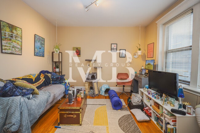 11 Park Dr, Unit 20 in Boston, MA - Building Photo - Building Photo