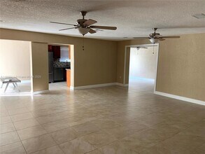 6407 SW 5th St in Pembroke Pines, FL - Building Photo - Building Photo