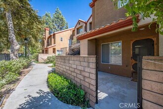 28114 Seco Canyon Rd in Santa Clarita, CA - Building Photo - Building Photo