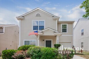 3728 Charterhall Ln in Charlotte, NC - Building Photo