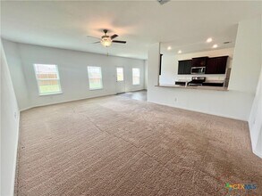 3981 Prairie Crk in New Braunfels, TX - Building Photo - Building Photo