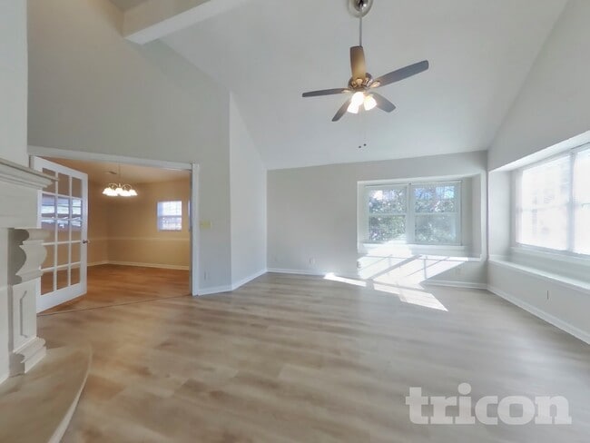 623 Lockhart Ct NE in Marietta, GA - Building Photo - Building Photo