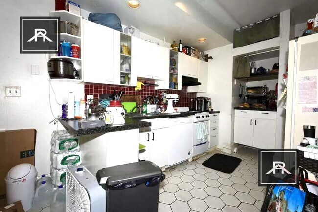 56 Park Vale Ave in Boston, MA - Building Photo - Building Photo