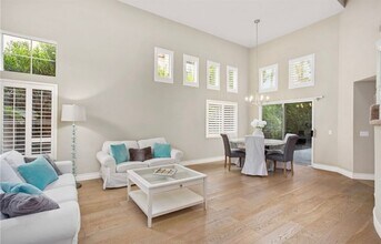 5041 Palermo Dr in Oceanside, CA - Building Photo - Building Photo