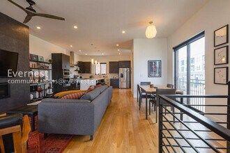 2599 Arapahoe St in Denver, CO - Building Photo - Building Photo