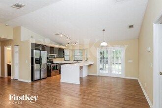 2078 SW Idaho Ln in Port St. Lucie, FL - Building Photo - Building Photo