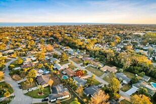 42 Sailfish Dr in Palm Valley, FL - Building Photo