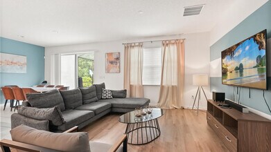 4571 Cabello Loop in Kissimmee, FL - Building Photo - Building Photo