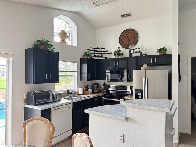 2944 Kokomo Loop in Haines City, FL - Building Photo - Building Photo