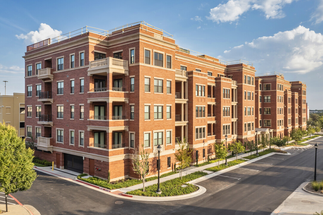 The Parkview Residences in Southlake, TX - Building Photo