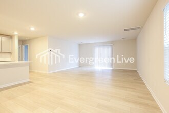 4014 Rustling Grass Trl in Inman, SC - Building Photo - Building Photo