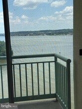 501 Slaters Ln in Alexandria, VA - Building Photo - Building Photo