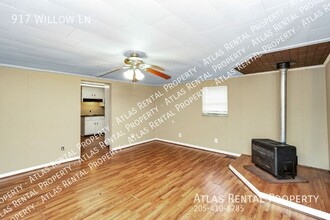 917 Willow Ln in Adamsville, AL - Building Photo - Building Photo