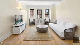 Christopher Street, Unit 4I in New York, NY - Building Photo