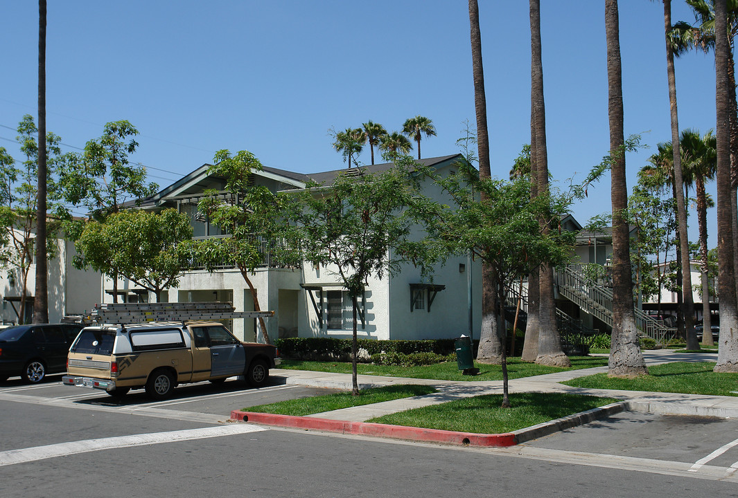 1617 S Calle Del Sol in Anaheim, CA - Building Photo