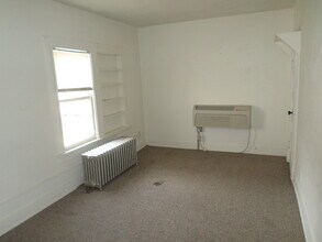 1126-1126 Vattier Street in Manhattan, KS - Building Photo - Building Photo