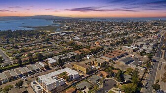 2266 Grand Ave, Unit 25 in San Diego, CA - Building Photo