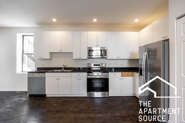 1260 N Greenview Ave in Chicago, IL - Building Photo - Building Photo