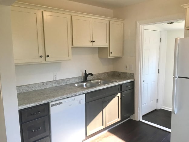 14 Prancer Ave in Greenville, SC - Building Photo - Building Photo