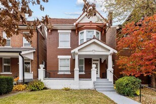 5756 De Giverville Ave in St. Louis, MO - Building Photo